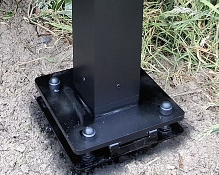 AlarmsysteemExpert.nl Vierkante cameramast met kantelanker 4 meter Zwart